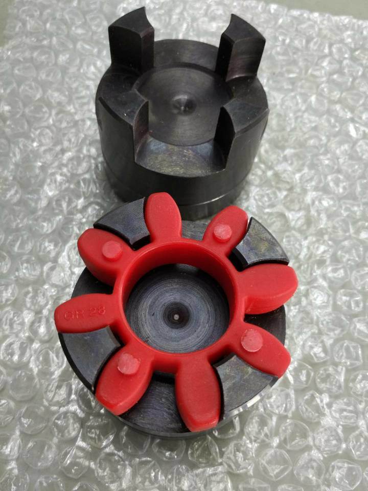 Steel Blackening Surface Treatment Ge/Gr Spider Shaft Coupling with PU Spider Red Element