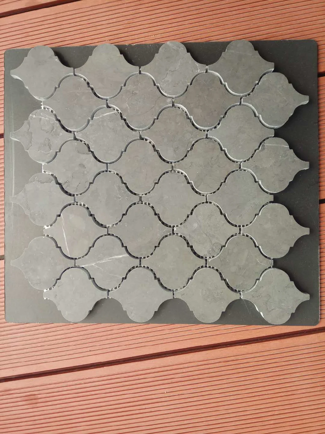 Popular and Cheap Marble Material Mosaic Tile Used for Floorings and Walls