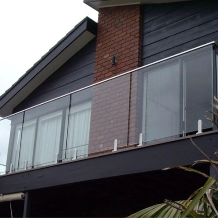 Customized Outside Stainless Steel Spigot Glass Railing Balcony Railing