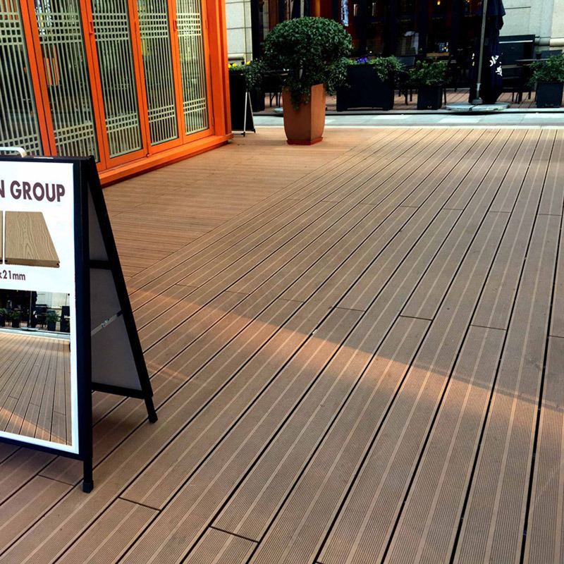 Outside 3D Wood Grain Solid WPC Composite Decking
