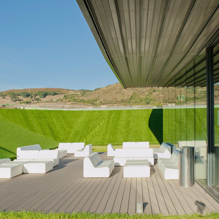 Hot Style Waterproof Outdoor Decking WPC for Terrace/ Balcony /Veranda