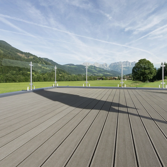 Ce ISO Certification WPC Laminated Popular Cedar Garden Decking WPC Decking Floor Hardwood Co-Extrusion Flooring