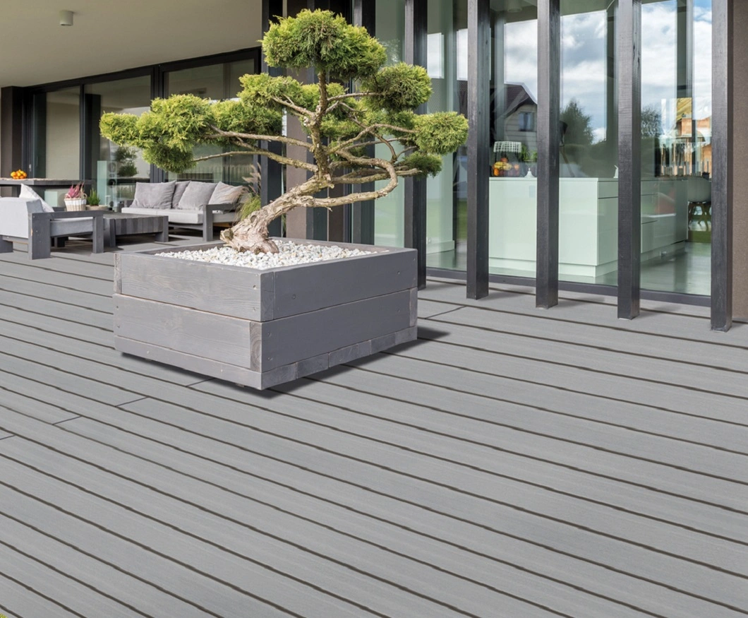 Wood Grain Recycled Stable Capped Decorative WPC Board Composite Decking