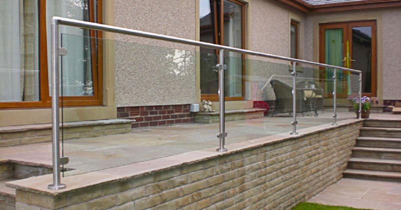2019 Handrail Stainless Steel Balustrade Post Balcony Glass Railing