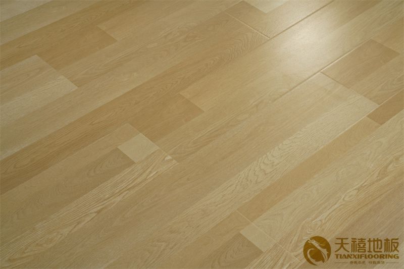 Waterproof Vinyl Decking Flooring WPC Flooring Wooden Laminate Floor