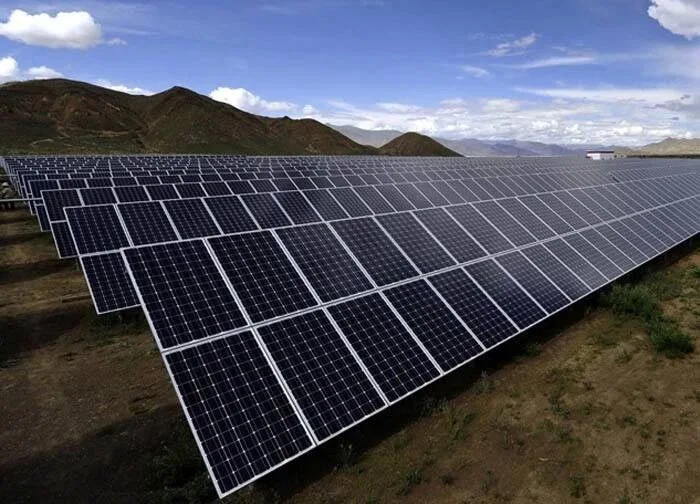 1052 Alicosolar Big on Grid Solar System Government Projects 1 MW