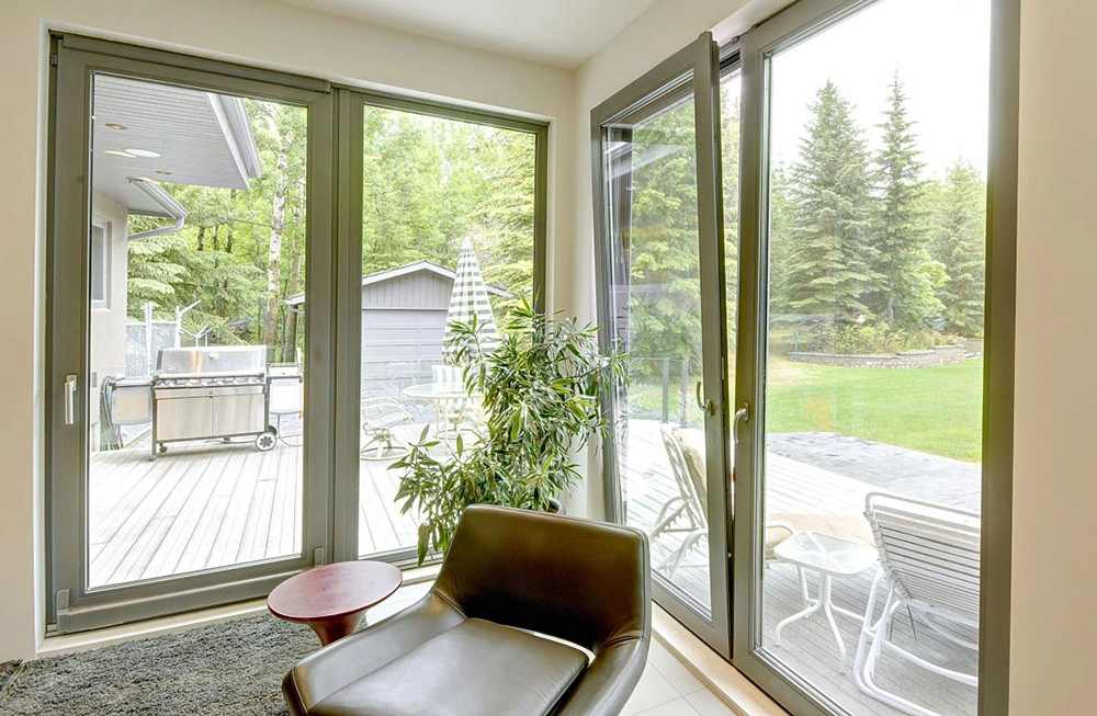 Residential Aluminum Double-Pane Glass Outward Opening French Windows