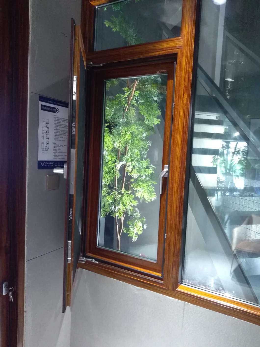 White Color Aluminum Casement Window with Blinds|Metal Casement Window|Casement Window Replacement Cost