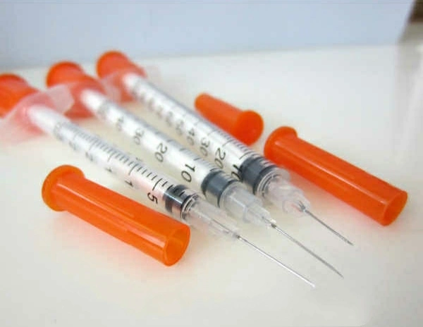 1ml Disposable Insulin Syringe Orange Color