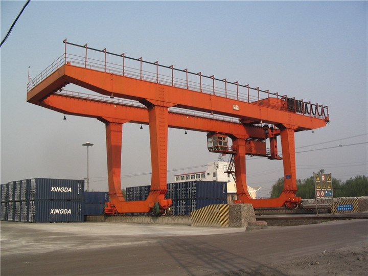 High Quality Rail Mounted Container Gantry Crane for Users