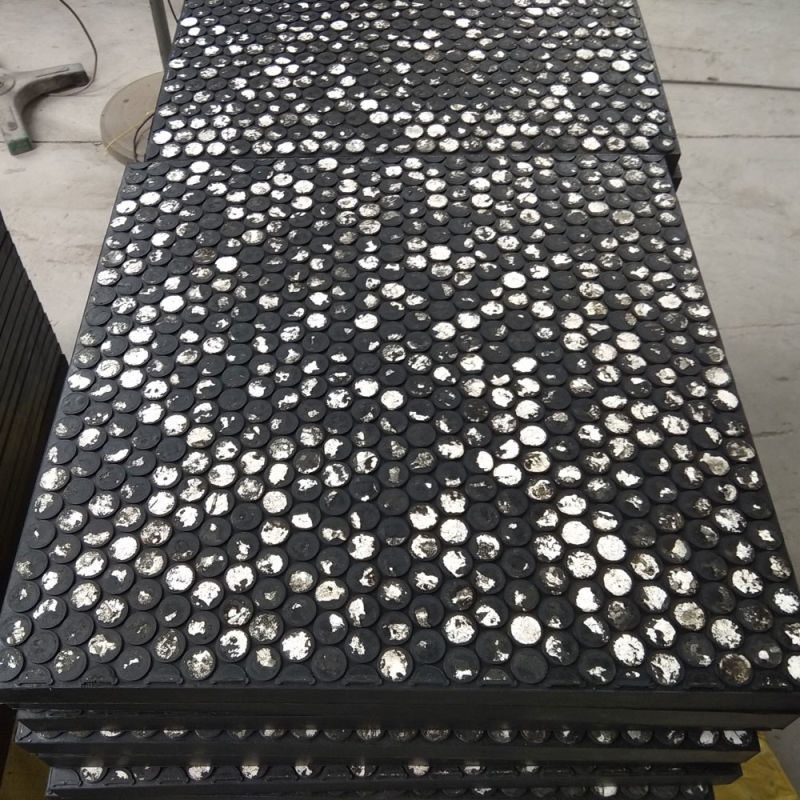 Shock Resistant Industrial Ceramic Tiles Rubber Wear Mats for Chute