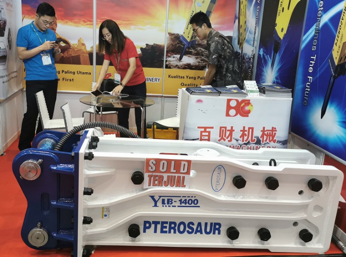 High Quality Soosan Series Hydraulic Breaker for Sumitomo S280 Excavator