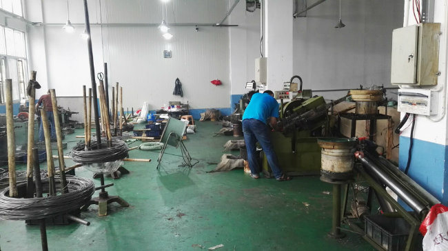 DIN/ANSI/BS/JIS Carbon-Steel/Stainless-Steel Galvanized Hexagon Flange Industrial Fasteners Industrial Screws