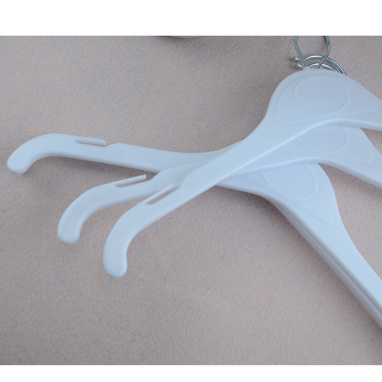 Pure Milk White Rotating Hook Children's Plastic Hanger