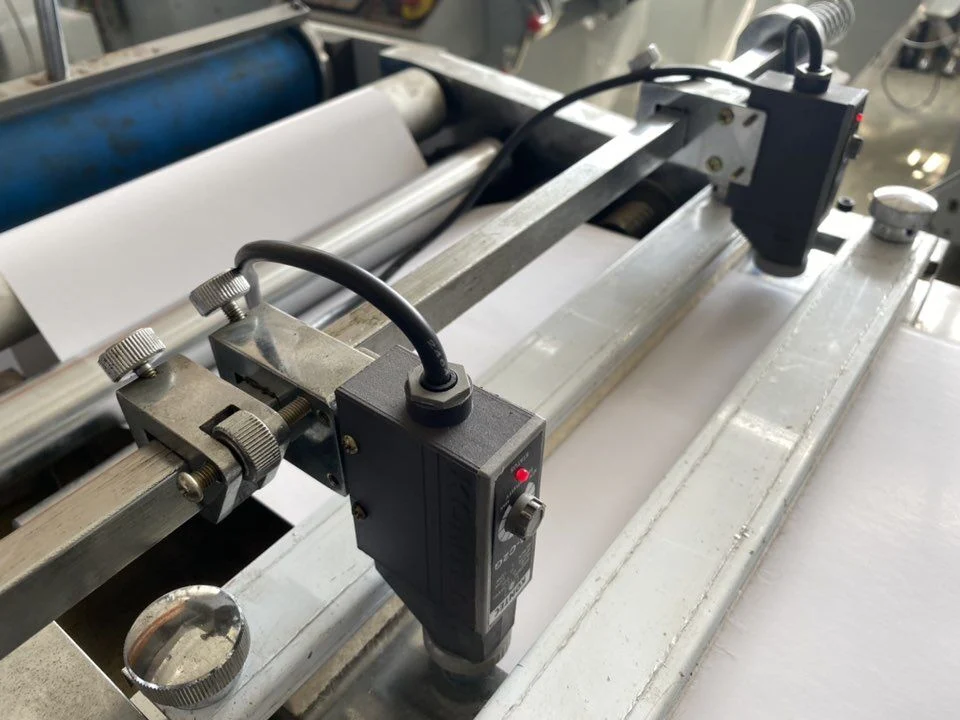 WQ-320 Roll to Roll Label Silk Screen Printing Machine