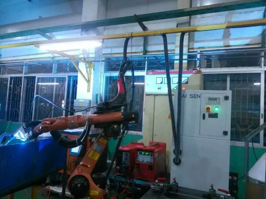 Fume Extraction for Welding Robot Vacuum Cleaner
