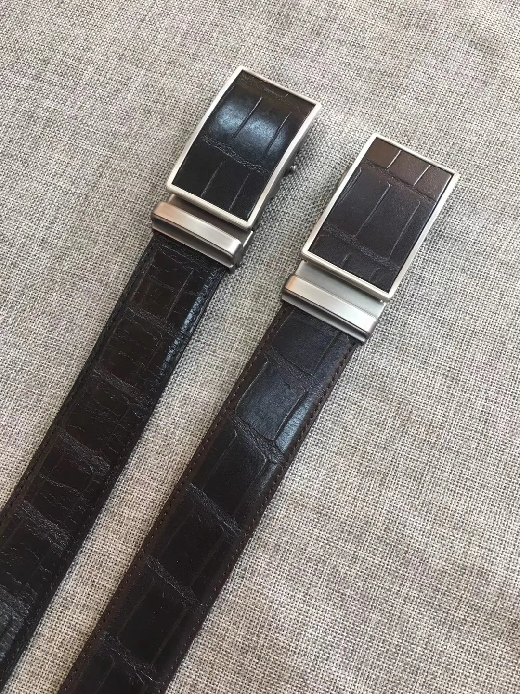 Crocodile Leather Belt with Auto Leather Patch Buckle (E3517)
