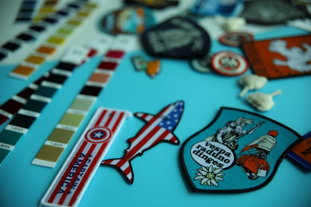 Iron-on and Sew-on High Quality Customized Embroidery Patch&Badge for Clothing