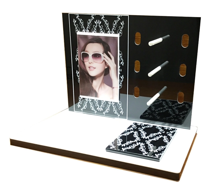 Speciality Stores Acrylic Sunglass Display Stand