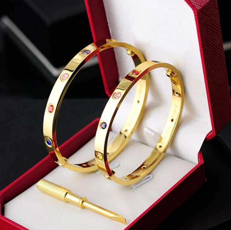 Love Bracelet Female Couple Bracelet 18K Rose Gold Plated Titanium Steel Men's Bracelet Jewelry