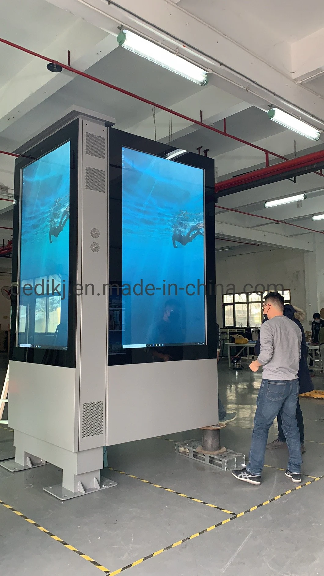 Custom Outdoor Advertising LCD Display 55inch 86 Outdoor Kiosk Display Double Side Digital Signage for Advertising