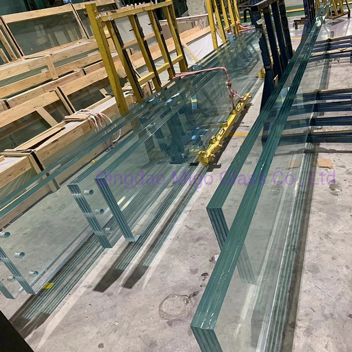 Low Iron Laminated or Toughened 15mm 19mm Glass Fin