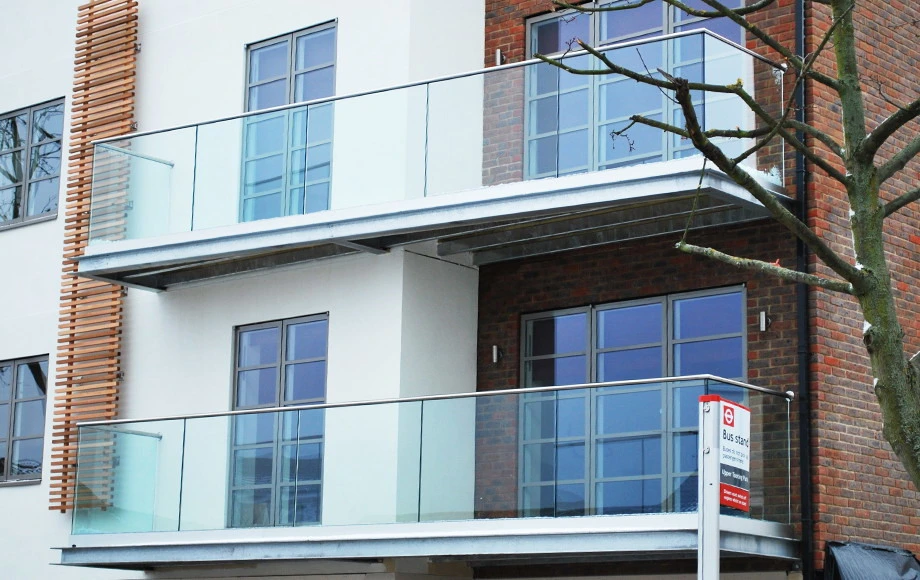 TUV Certificated Glass Railing Systems/Glass Balustrade/Aluminium Glass Channel/Baluster